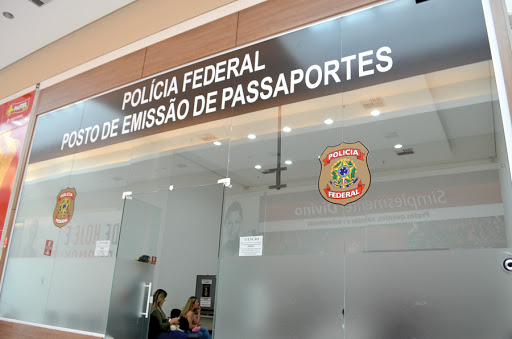 Atendimento na Polícia Federal Carnaval