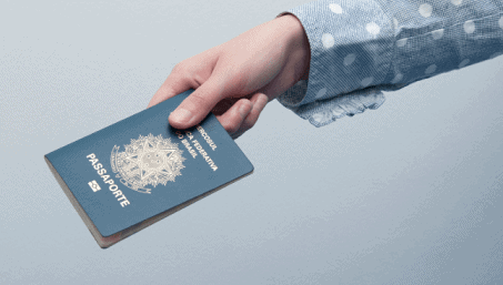 Como se vestir para tirar Passaporte